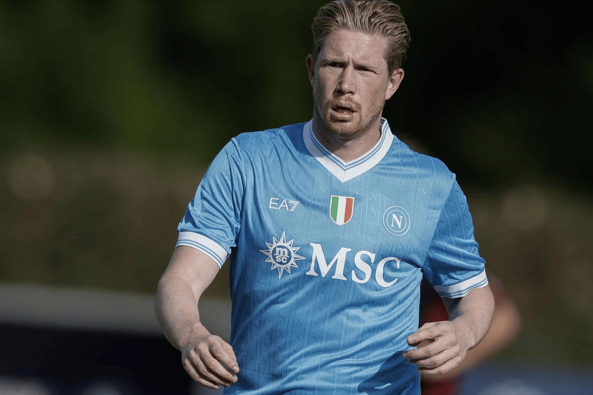 苏翊鸣雪飞天再夺冠