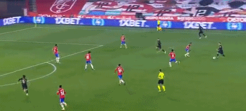 沪媒谈海港亚冠失利：能上的都上了，用尽全力仍是一声叹息